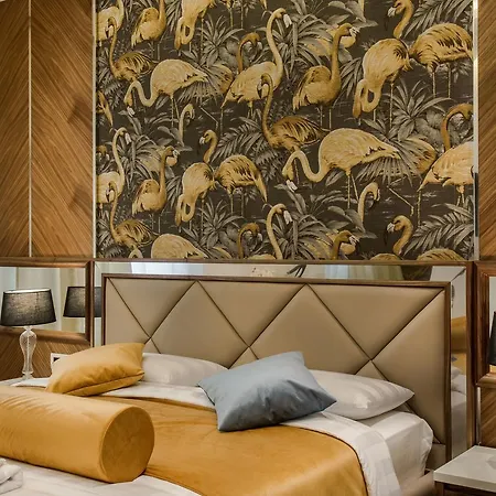 Miraval Luxury Couette-café