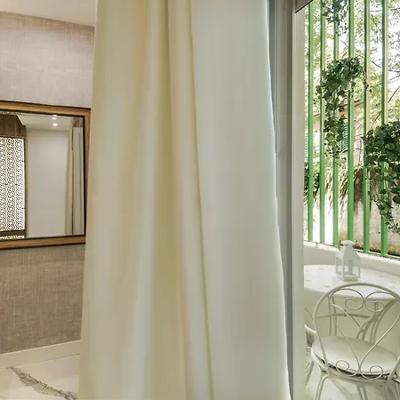Couette-café Miraval Luxury Split