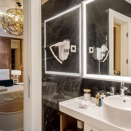 Bed & Breakfast Miraval Luxury 4*