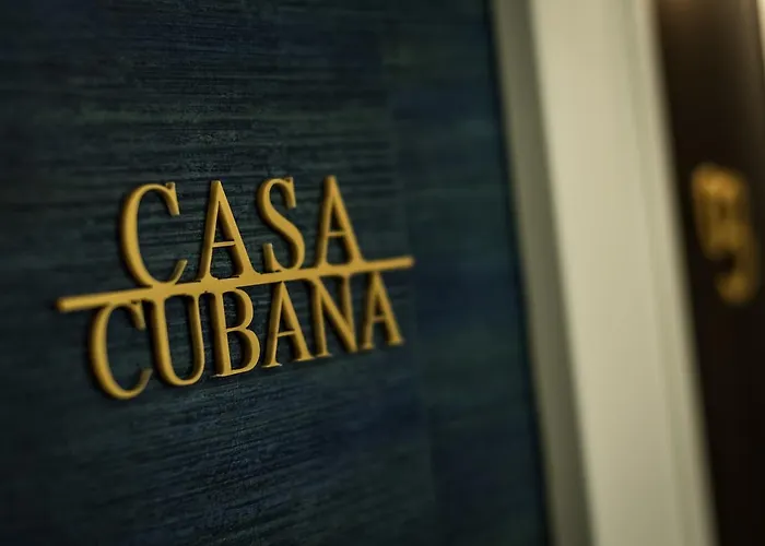 Miraval Luxury krevet i doručak 4*